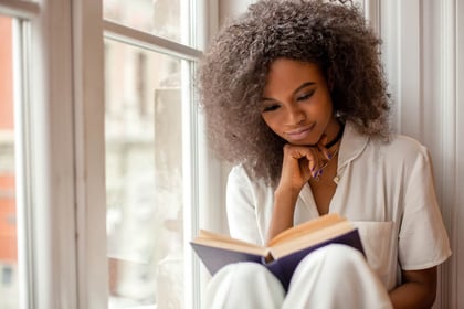 Leitura: 7 motivos para retomar esse hábito agora